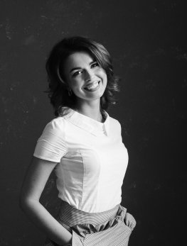 Александра Азарова - Менеджер отдела продаж 