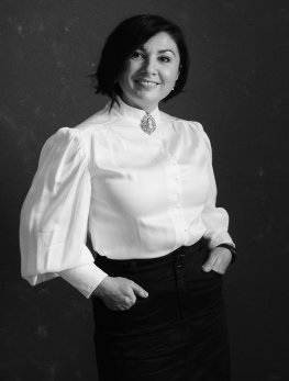Соня Баженова - Шеф-редактор 